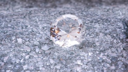 IDEX 升级钻石交易平台;上海黄金交易所金价首次突破500元