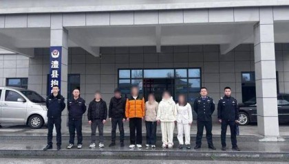 湖南澧县警方通报:仓库内卖淫嫖娼,6名男女当场被抓