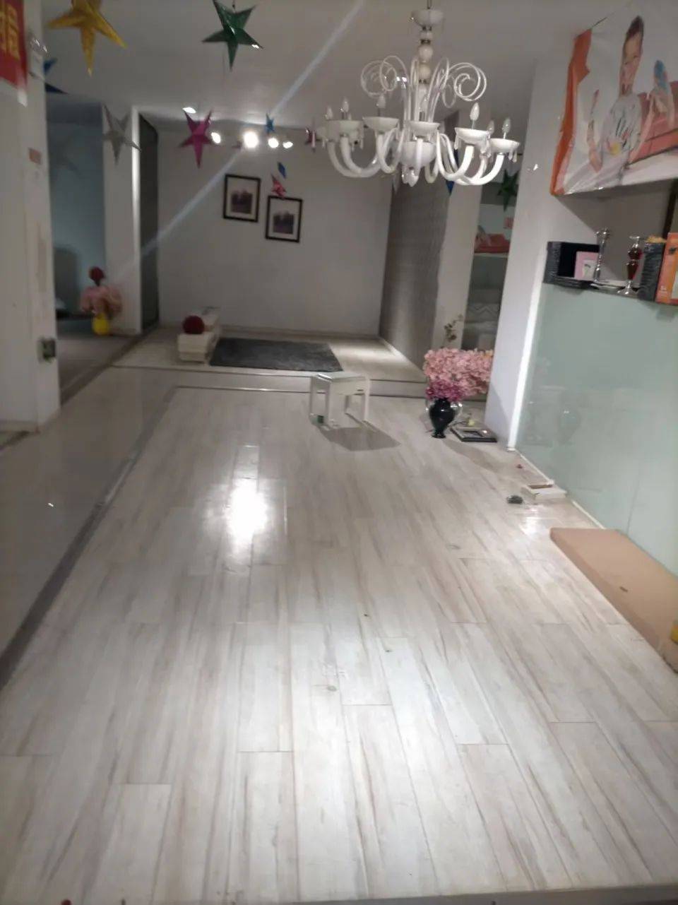 湖南一女子称价值百万家具失踪5年难立案:二房东是民警,其父系退休县领导